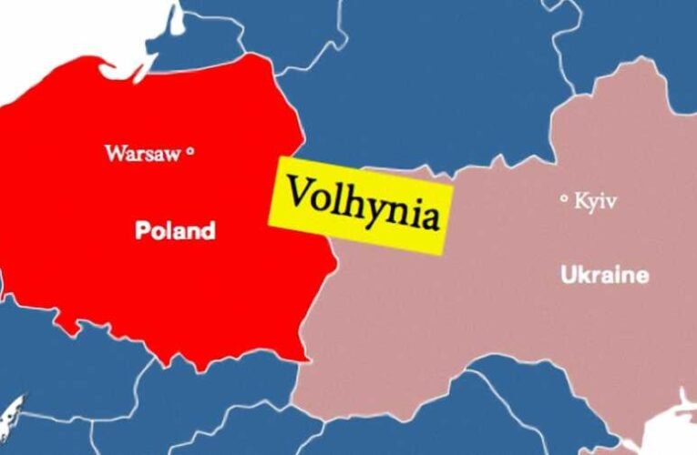 Orosz hírszerzés: Lengyelország a Nyugat-Ukrajnával való újraegyesítés terveit készíti elő