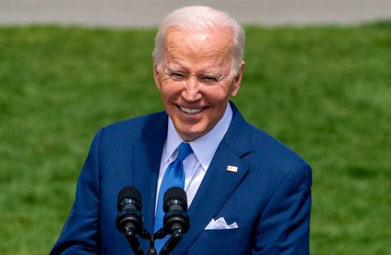 Obama fehér házi orvosa azonnali lemondásra szólította fel Bident, mert szerinte mentálisan alkalmatlan