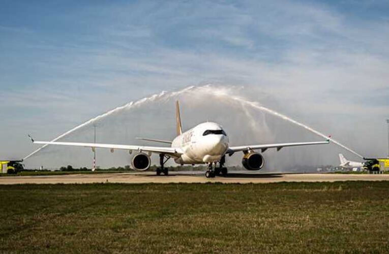 Szijjártó: újabb útvonalon teljesít kereskedelmi szolgálatot az állami tulajdonú teherszállító repülőgép