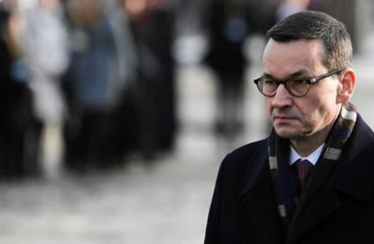 Morawiecki: a V4-et közös érdekek egyesítik