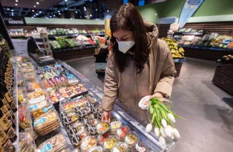 Kitakarják az akciókat a német prospektusokban az áringadozások miatt