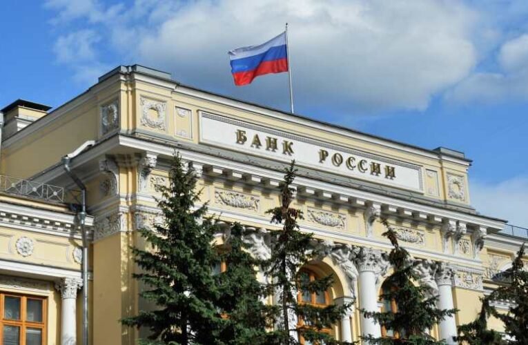 Ismét értékesíthetnek valutát a lakosságnak az orosz bankok