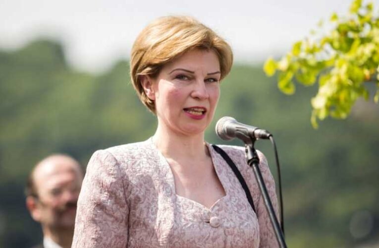 Stoffán György: Nyílt levél Ljubov Nepop nagykövetnek