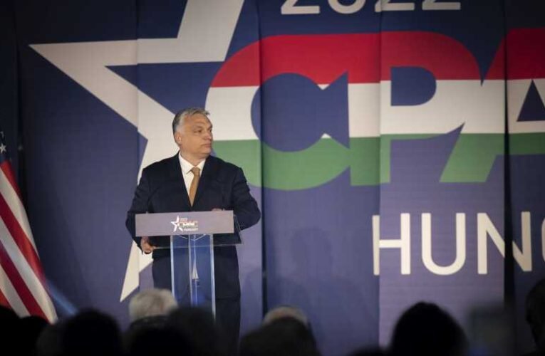 Orbán Viktor nyitóbeszédet mond az amerikai CPAC-konferencián