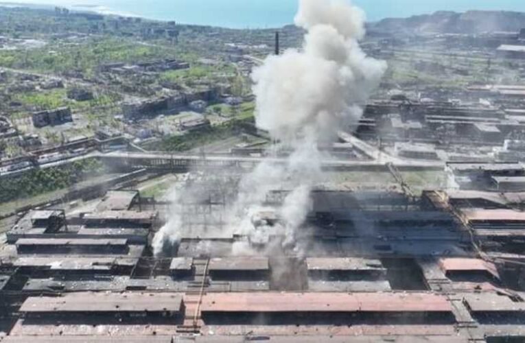 Kijev szándékosan áldozza fel az Azov fegyvereseit