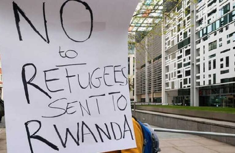 London Ruandába toloncolhatja az ukrán menekülteket