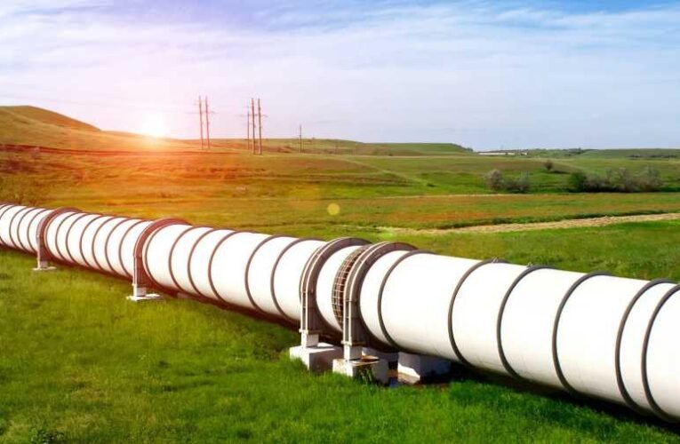 Századvég: az ukrán politikusok a Barátság kőolajvezetéket fenyegetve akarják rávenni Magyarországot az orosz olajembargóra