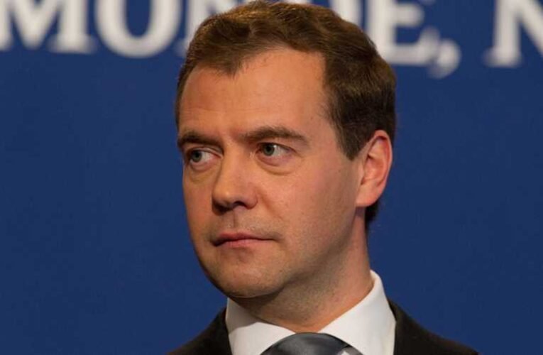 Medvegyev: Oroszországnak nem kellene reménykednie abban, hogy a külföldi választások megalapozzák a szankciók feloldását