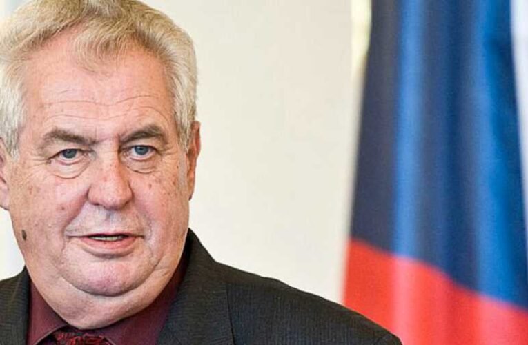Zeman engedélyezte 103 cseh állampolgár belépését az ukrán fegyveres erők kötelékébe