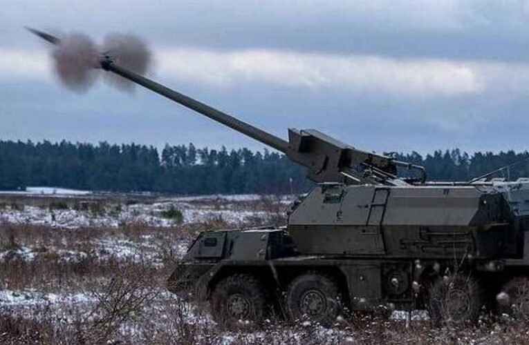 Szlovákia nehézfegyverekkel látja el Ukrajnát