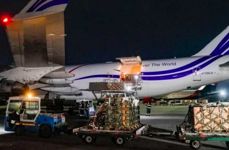 Soros pénzeli Zelenszkijt, iszonyatos a korrupció az ukrán elnök körül  – állítja egy politológus