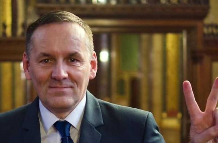 Volner János kiléptetné hazánkat az EU-ból: Huxit Párt néven folytatjuk tovább!