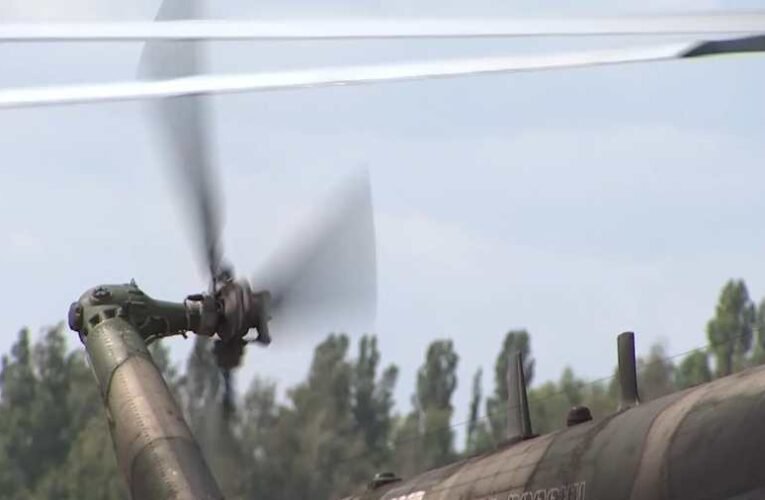 Így használják az oroszok a MI-8-as helikoptereket az ukrán légvédelem hatástalanítására