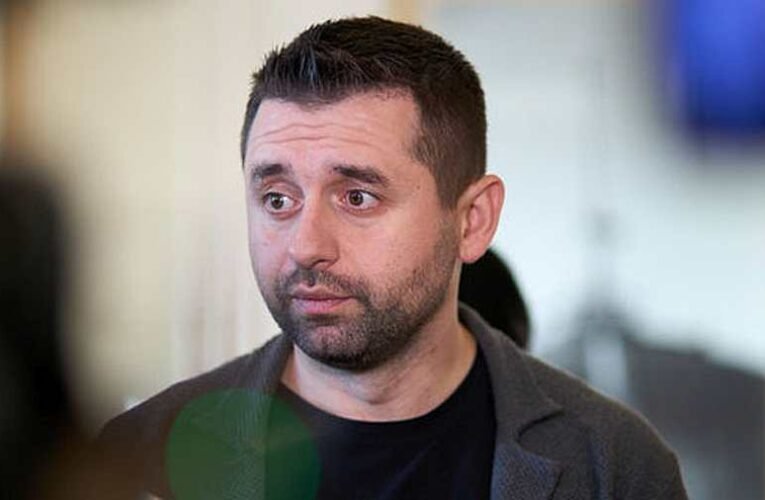 Ukrán főtárgyaló: naponta ezer ukrán katona hal vagy sebesül meg a donbaszi harcokban