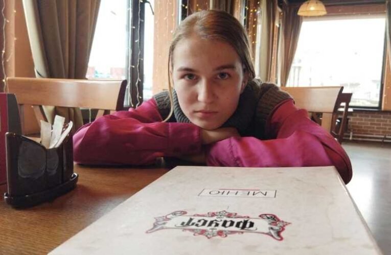 NIF: Levelet kaptunk Fainatól, akit halállistára tettek az ukrán nacionalisták – Ahogy nősz, egyre inkább rádöbbensz, mennyire igazságtalan a világ