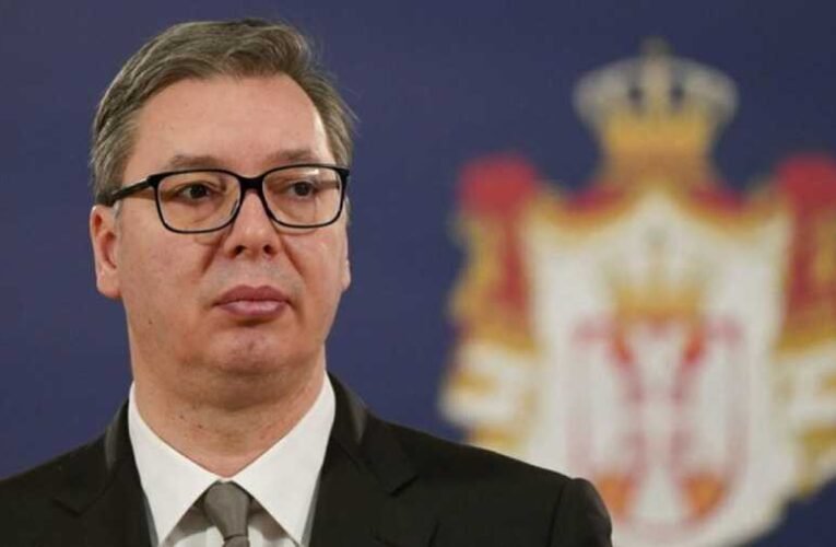 A szerb elnök a Koszovóban elfogott szerbek szabadon bocsátását követeli