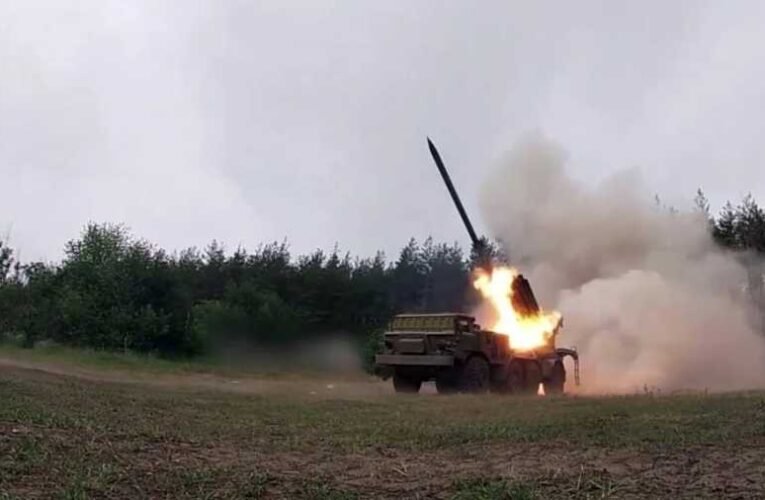 Az ukrán fegyveres erők több mint 130 katonáját semmisítették meg Herszon közelében