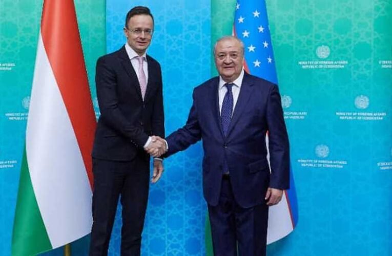 Szijjártó: a háborúnak minél előbb véget kell vetni, csak a béke jelent megoldást!