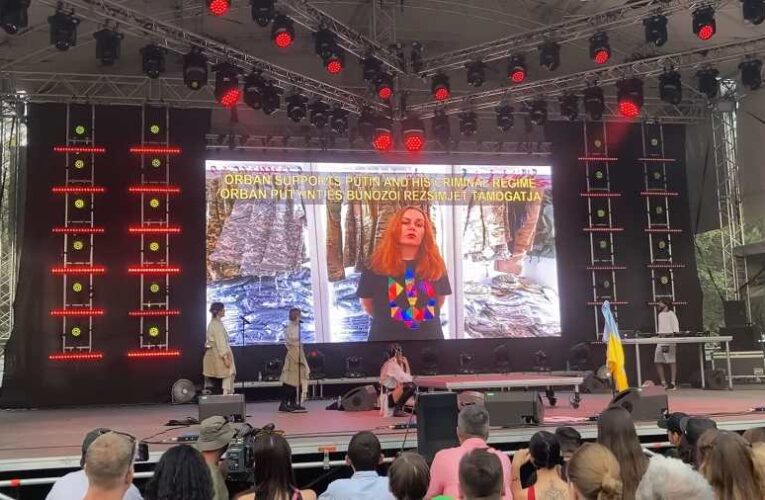 Politikai provokáció a Szigeten – az ukrán rapper gyalázta egy kicsit a magyarokat meg a kormányt is