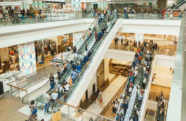 Migráns Medve: Megpróbálom elmondani, mi történik a szankcióktól haldokló, diktatórikus Moszkvában!