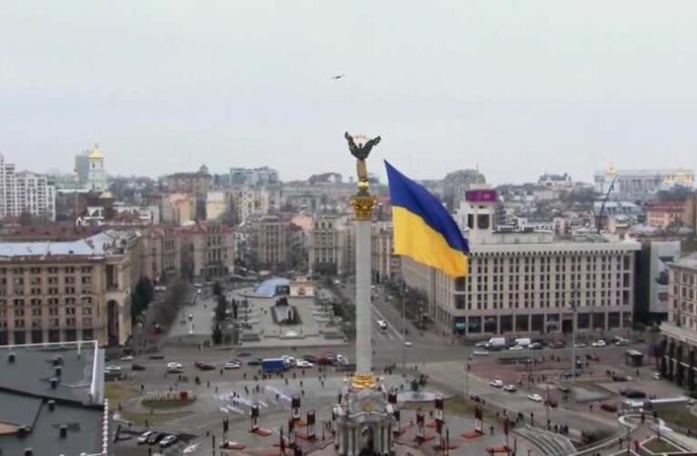 Kijevben orosz támadás veszélye miatt betiltottak minden tömegrendezvényt