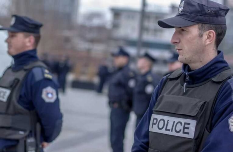 Amerikai utasításra a szakadár Koszovó tartomány elhalasztja a szerbek elleni fellépést