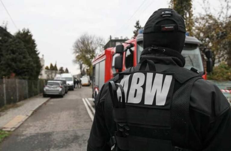 Lengyelországban börtönbüntetésre ítéltek egy férfit, aki együtt akart működni a fehérorosz hírszerzéssel