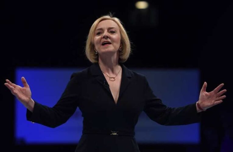 Liz Truss kész megnyomni az atomfegyvereket indító gombot