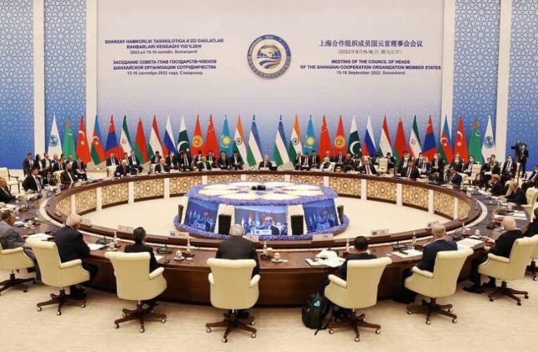 Új útra lép az amerikai hegemóniát elutasító világ