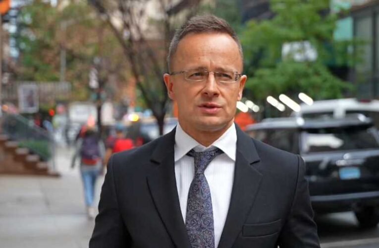 Szijjártó: felejtsük el a nyolcadik szankciós csomagot!