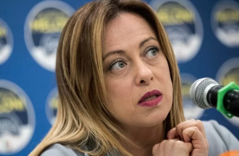 Meloni „rezsimegoldást” keres, újraindult a gáz Oroszországból