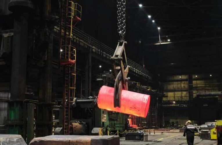 Szijjártó: megkezdődött a paksi atomerőmű bővítéséhez szükséges reaktortartályok gyártása