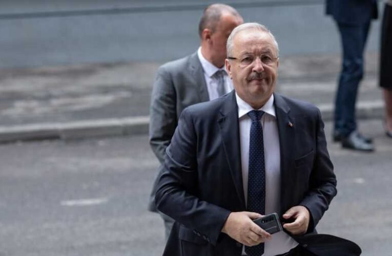 Lemondott a román védelmi miniszter