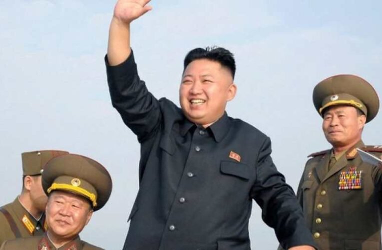 Kim Dzsungun ballisztikus rakétát lőtt át a japánok feje fölött