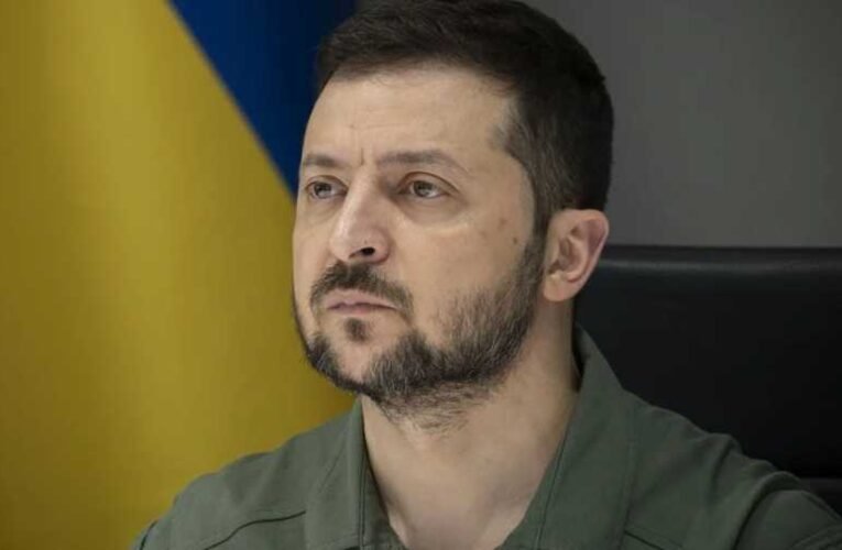 Zelenszkij engedélyezte, hogy külföldi zsoldosok tisztként szolgáljanak az ukrán hadseregben