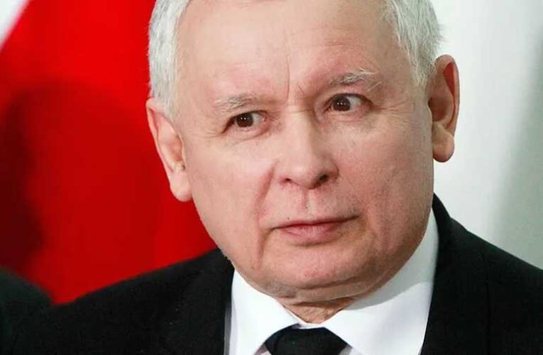Kaczynski szerint össze fog omlani Magyarország gazdasága