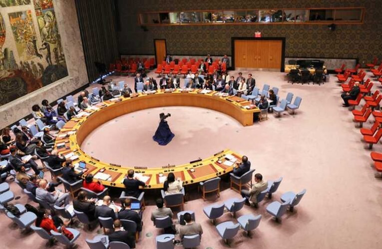 Feszültség a tetőfokon: az ENSZ Biztonsági Tanácsa rendkívüli ülésen tárgyalja Irán újabb rakétatámadását