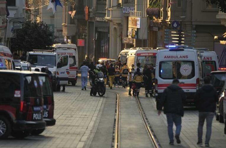 Erdogan „támadásnak” minősítette a véres isztambuli robbantást