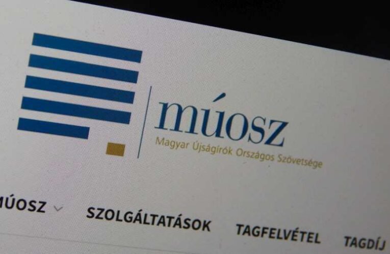 Nemkívánatos vendég az orosz nagykövet a MÚOSZ-ban