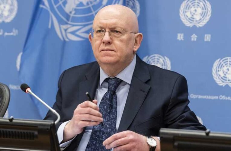 Moszkva: az angolszászok közvetlen veszélyt jelentenek a globális békére és biztonságra