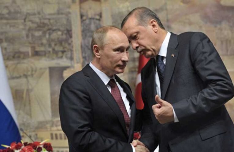 Erdogan az ukrán gabonafolyosó más árukkal való kibővítéséről beszélt Putyinnal