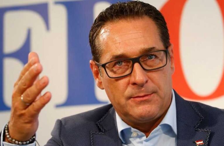 Strache: az EU-ban a béke hívei árulónak számítanak