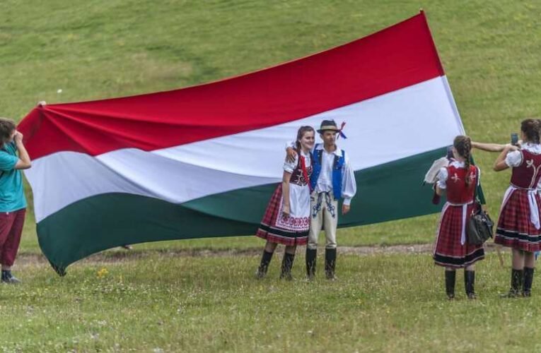 Kónya-Hamar Sándor: ERDÉLYI SZÍVVEL, ÖSSZMAGYAR ÉRDEKÉRT