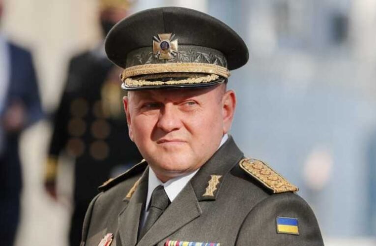 Ukrán főparancsnok: tíz tábornokot menesztettek, egy öngyilkos lett a háború kezdete óta