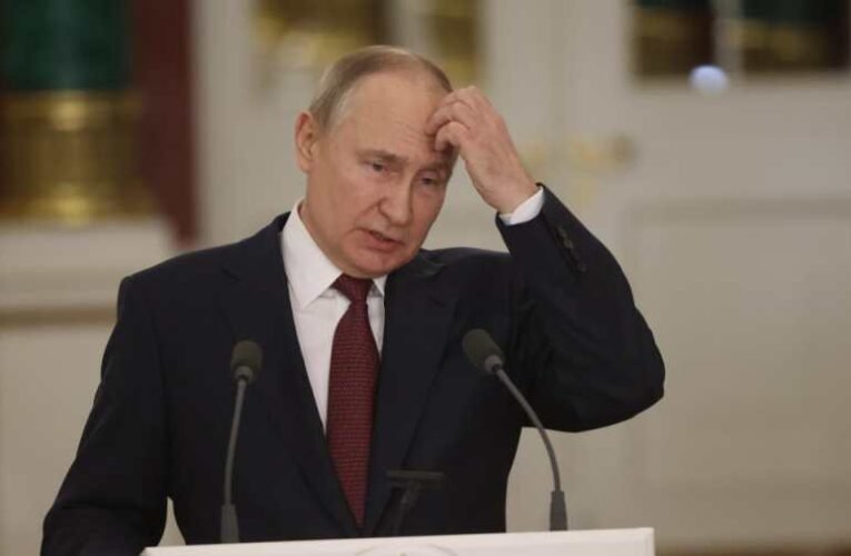 Egy orosz ellenzéki képviselő feljelentette Putyint a háború szó használata miatt