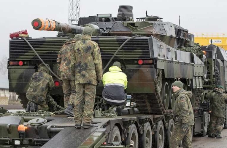 A német kormány küldi a Leopárd 2-eseket Ukrajnának
