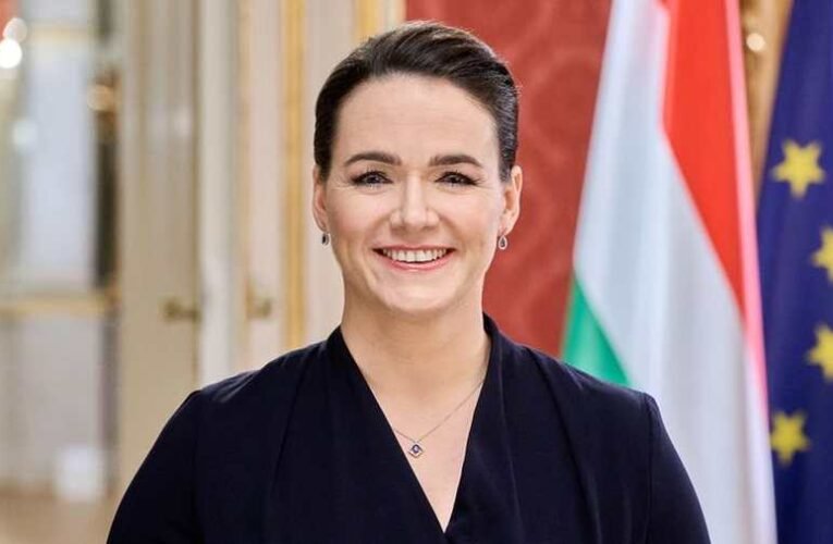 Novák Katalin: Sokszor az az érzésünk, hogy azok akarják nevelni a gyerekeinket, akik nem vállalkoztak saját gyermek nevelésére