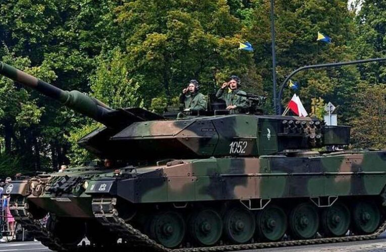 Leopard harckocsit fogtak az oroszok Artemovszk közelében lengyel legénységgel