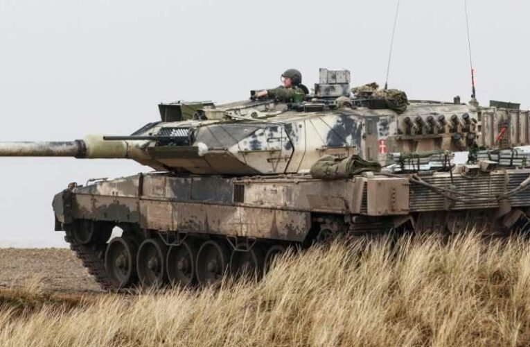 Der Spiegel: 19 régi Leopard 2 tankot kaphat Ukrajna, amelyeket az ellenség szimulálására használnak gyakorlatokon