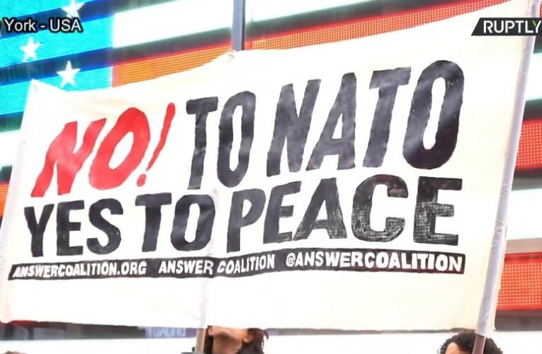 A NATO és Kijev ellen tüntettek New Yorkban (videó)
